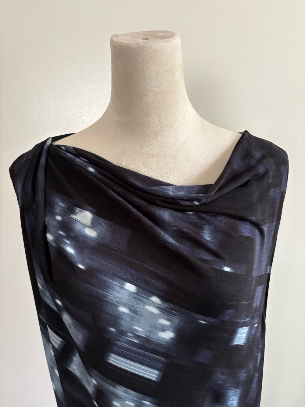 Tahari Sleeveless Draped Sheath Dress Abstract Digital Geometric Print Size L